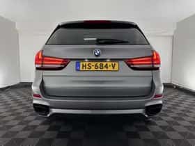 BMW X5 (2015) thumbnail 6