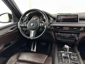 BMW X5 (2015) thumbnail 9