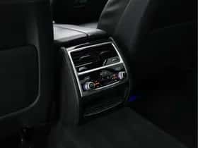 BMW 7-Serie (2016) thumbnail 32