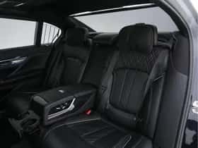 BMW 7-Serie (2016) thumbnail 33