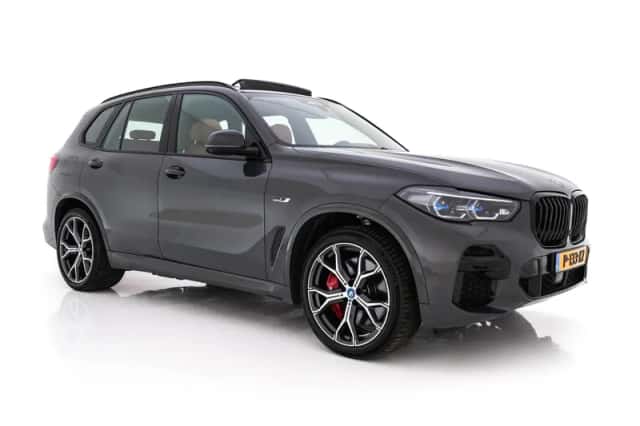 BMW X5 (2022)