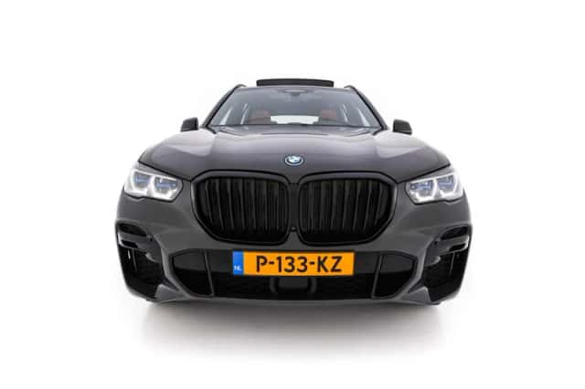 BMW X5 (2022) thumbnail 3