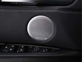 BMW X5 (2017) thumbnail 28