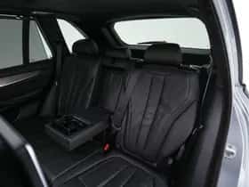 BMW X5 (2017) thumbnail 34