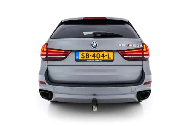 BMW X5 (2017) thumbnail 6