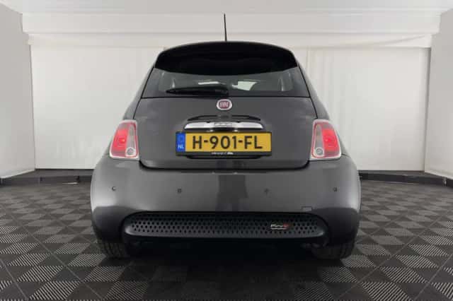 Fiat 500e (2016) thumbnail 6