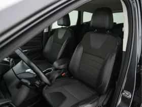 Ford Kuga (2015) thumbnail 21