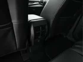 Ford Kuga (2015) thumbnail 23