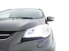 Ford Kuga (2015) thumbnail 28