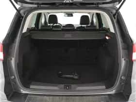 Ford Kuga (2015) thumbnail 10