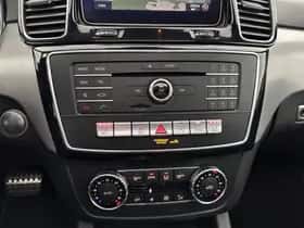 Mercedes-Benz GLE (2017) thumbnail 16