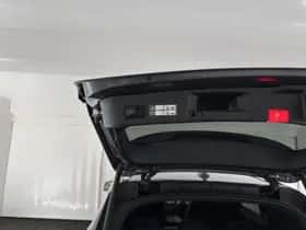 Mercedes-Benz GLE (2017) thumbnail 23