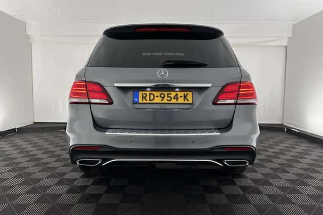 Mercedes-Benz GLE (2017) thumbnail 6