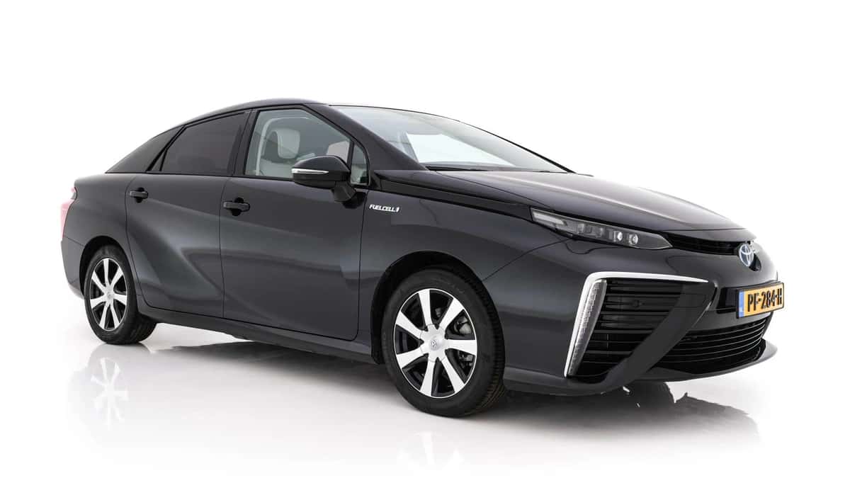 Toyota Mirai (2017) — foto 1
