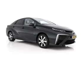Toyota Mirai (2017) thumbnail 1