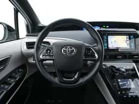 Toyota Mirai (2017) thumbnail 19