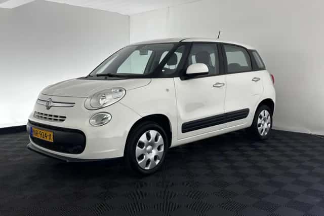 Fiat 500L (2017) thumbnail 3