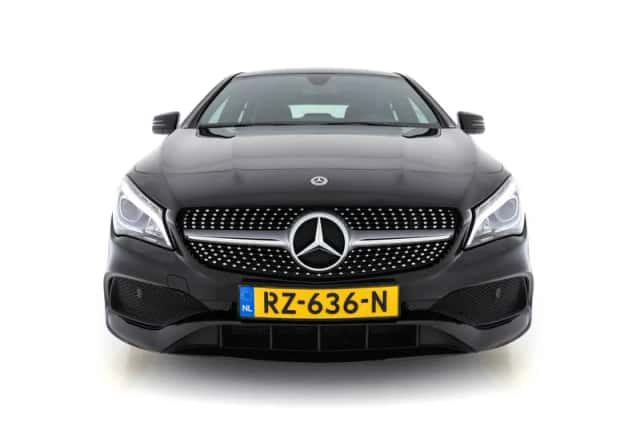 Mercedes-Benz CLA-Klasse (2018) thumbnail 3