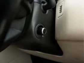 Land Rover Range Rover (2015) thumbnail 19