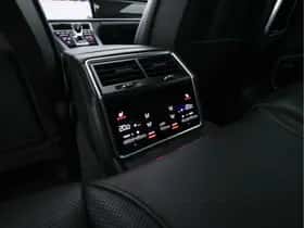 Porsche Panamera (2018) thumbnail 32