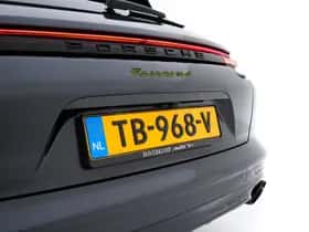 Porsche Panamera (2018) thumbnail 35