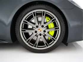 Porsche Panamera (2018) thumbnail 38