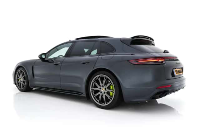 Porsche Panamera (2018) thumbnail 5