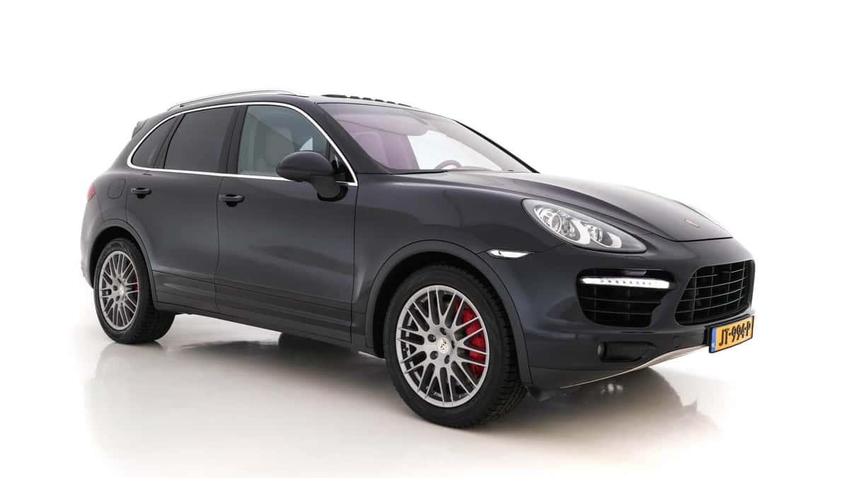 Porsche Cayenne (2010) — foto 1