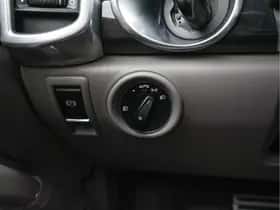 Porsche Cayenne (2010) thumbnail 21
