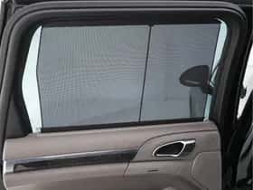 Porsche Cayenne (2010) thumbnail 27