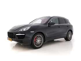 Porsche Cayenne (2010) thumbnail 4
