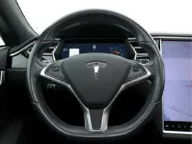 Tesla Model S (2017) thumbnail 18