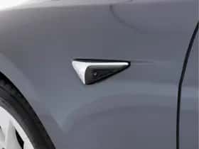 Tesla Model S (2017) thumbnail 26