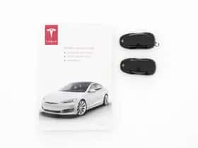 Tesla Model S (2017) thumbnail 29