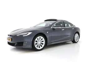 Tesla Model S (2017) thumbnail 4