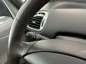 Citroën Xsara Picasso (2005) thumbnail 18