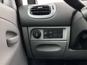 Citroën Xsara Picasso (2005) thumbnail 19