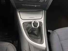 BMW 1-Serie (2010) thumbnail 15
