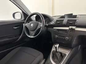 BMW 1-Serie (2010) thumbnail 8