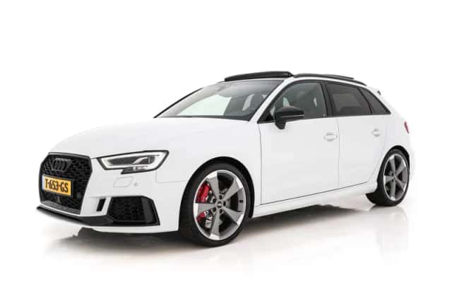 Audi RS3 (2018) thumbnail 4