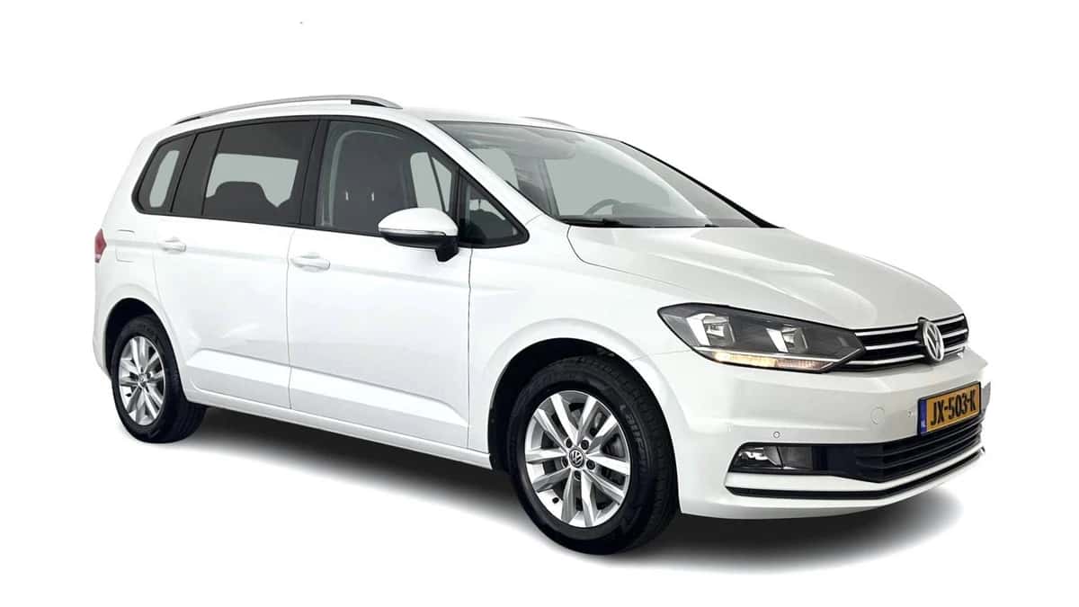 Volkswagen Touran (2016) — foto 1