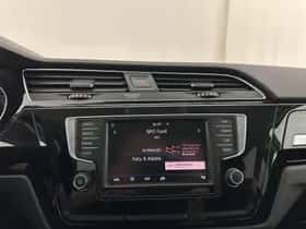 Volkswagen Touran (2016) thumbnail 14