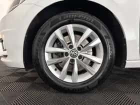 Volkswagen Touran (2016) thumbnail 23