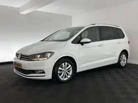 Volkswagen Touran (2016) thumbnail 4