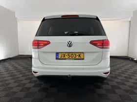 Volkswagen Touran (2016) thumbnail 6