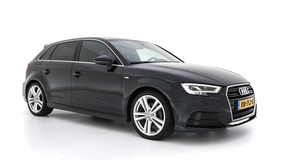 Audi A3 (2018) — foto 1