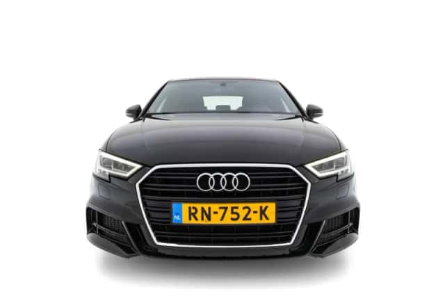 Audi A3 (2018) thumbnail 3