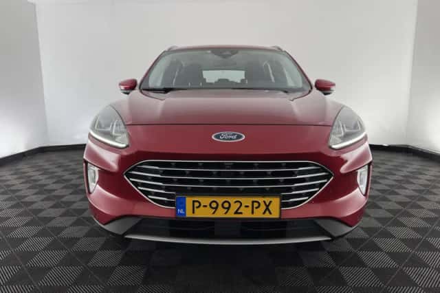 Ford Kuga (2022) thumbnail 3