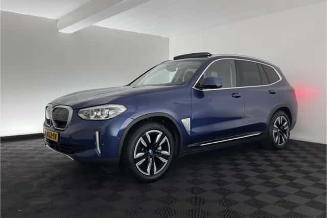 BMW iX3 (2021) thumbnail 4