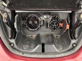 Nissan Leaf (2014) thumbnail 23